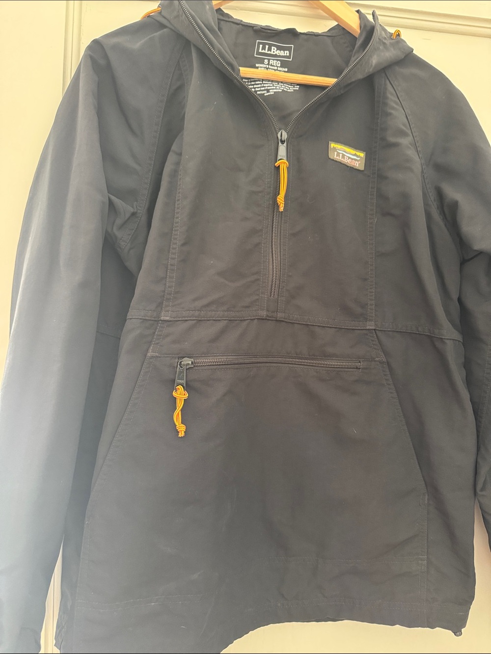 L.L. Bean Black Hooded Pullover Rain Anorak with Yellow Accents